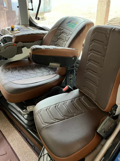 Costura matelassê em marrom — trabalho de tapeçaria da Tractor Car